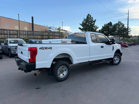 Used 2018 Ford F250 XL w/ Power Equipment Group AWD/4WD image 8