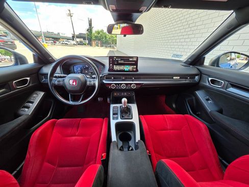 Used 2023 Honda Civic Type R image 18