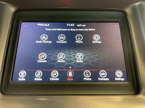 Used 2019 Dodge Charger SXT RWD image 23