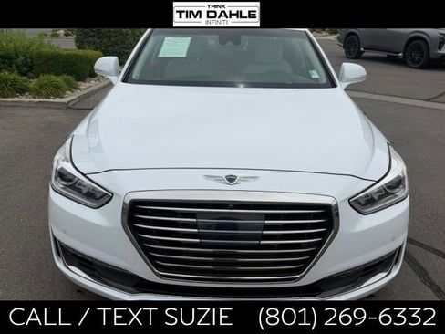 Used 2018 Genesis G90 5.0 Ultimate RWD image 4