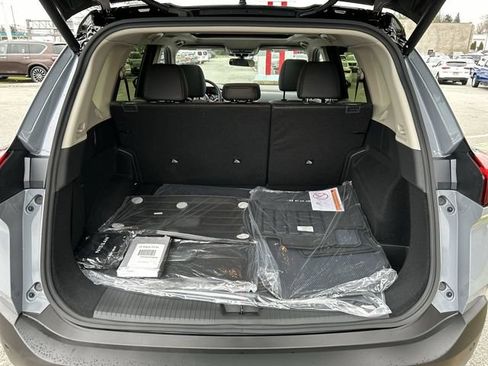 Certified 2023 Nissan Rogue SV w/ SV Premium B Package AWD/4WD image 17