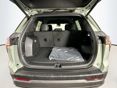 New 2026 Chevrolet Equinox ACTIV w/ Convenience Package III AWD/4WD image 27