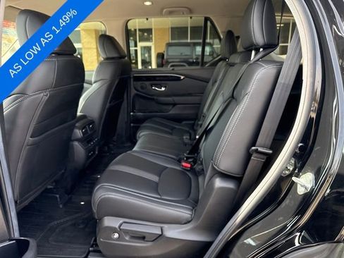 Certified 2025 Honda Pilot EX-L image 19