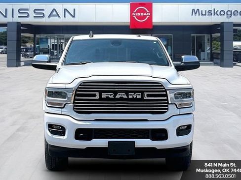 Used 2022 RAM 3500 Laramie AWD/4WD image 2