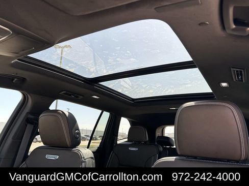 New 2026 GMC Acadia Denali Ultimate w/ LPO, Floor Liner Package AWD/4WD image 20