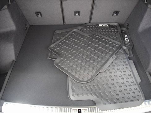 New 2025 Audi Q3 2.0T Premium Plus image 10