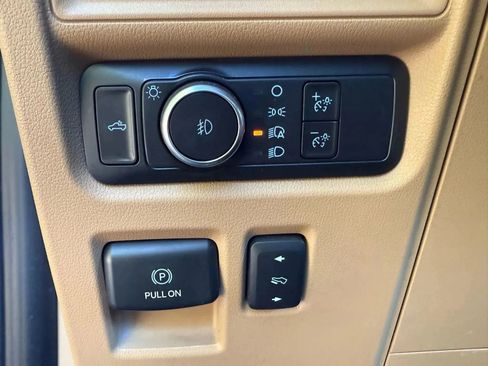 Used 2022 Ford F150 XLT w/ Equipment Group 301A Mid AWD/4WD image 30