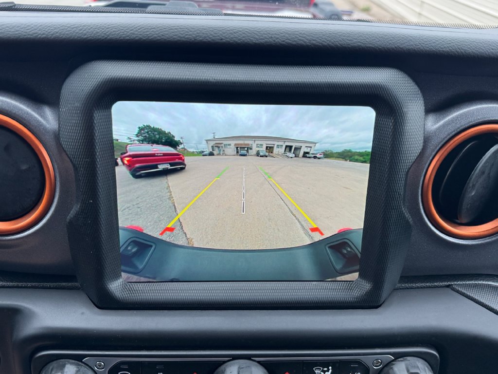 Used 2021 Jeep Gladiator Mojave AWD/4WD image 18