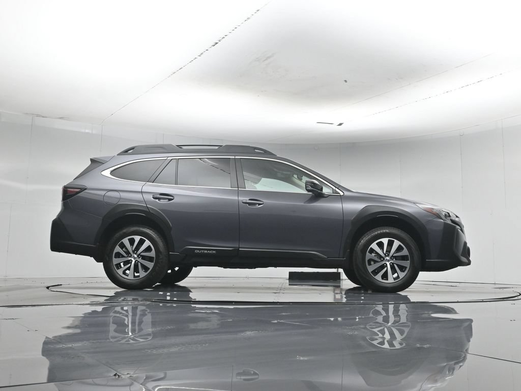 Used 2024 Subaru Outback Premium AWD/4WD image 49
