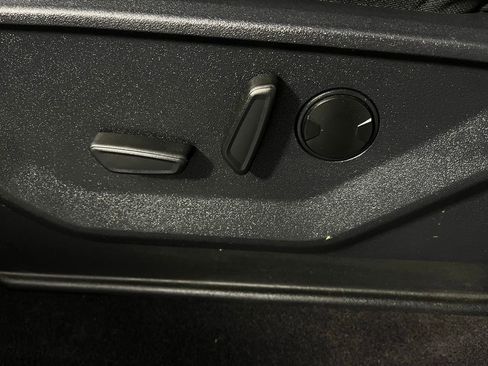 Used 2023 Ford F150 XLT w/ Equipment Group 302A High image 26