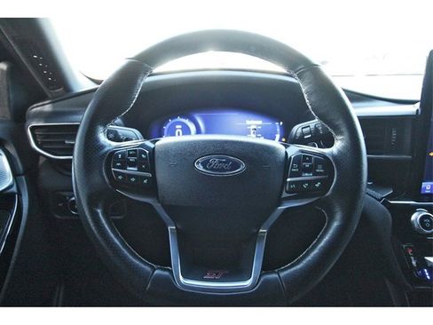 Used 2023 Ford Explorer ST w/ Equipment Group 401A image 14
