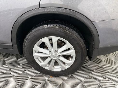 Used 2016 Nissan Rogue SV FWD image 20