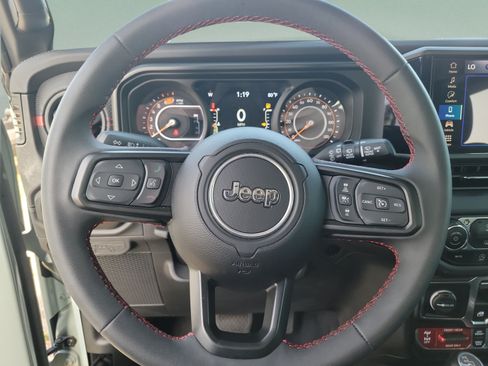 Certified 2024 Jeep Wrangler Rubicon AWD/4WD image 15