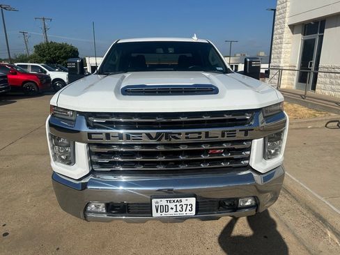 Used 2020 Chevrolet Silverado 2500 LTZ AWD/4WD image 11