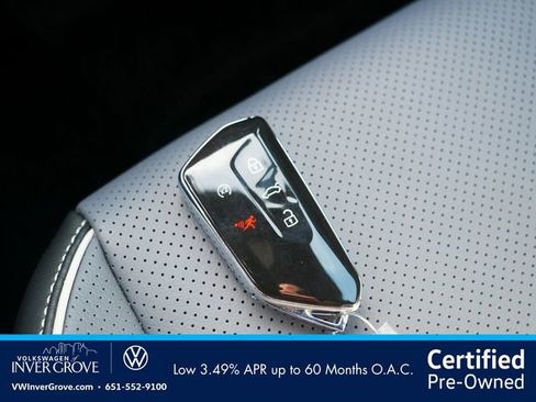 Certified 2026 Volkswagen Tiguan SEL R-Line AWD/4WD image 37