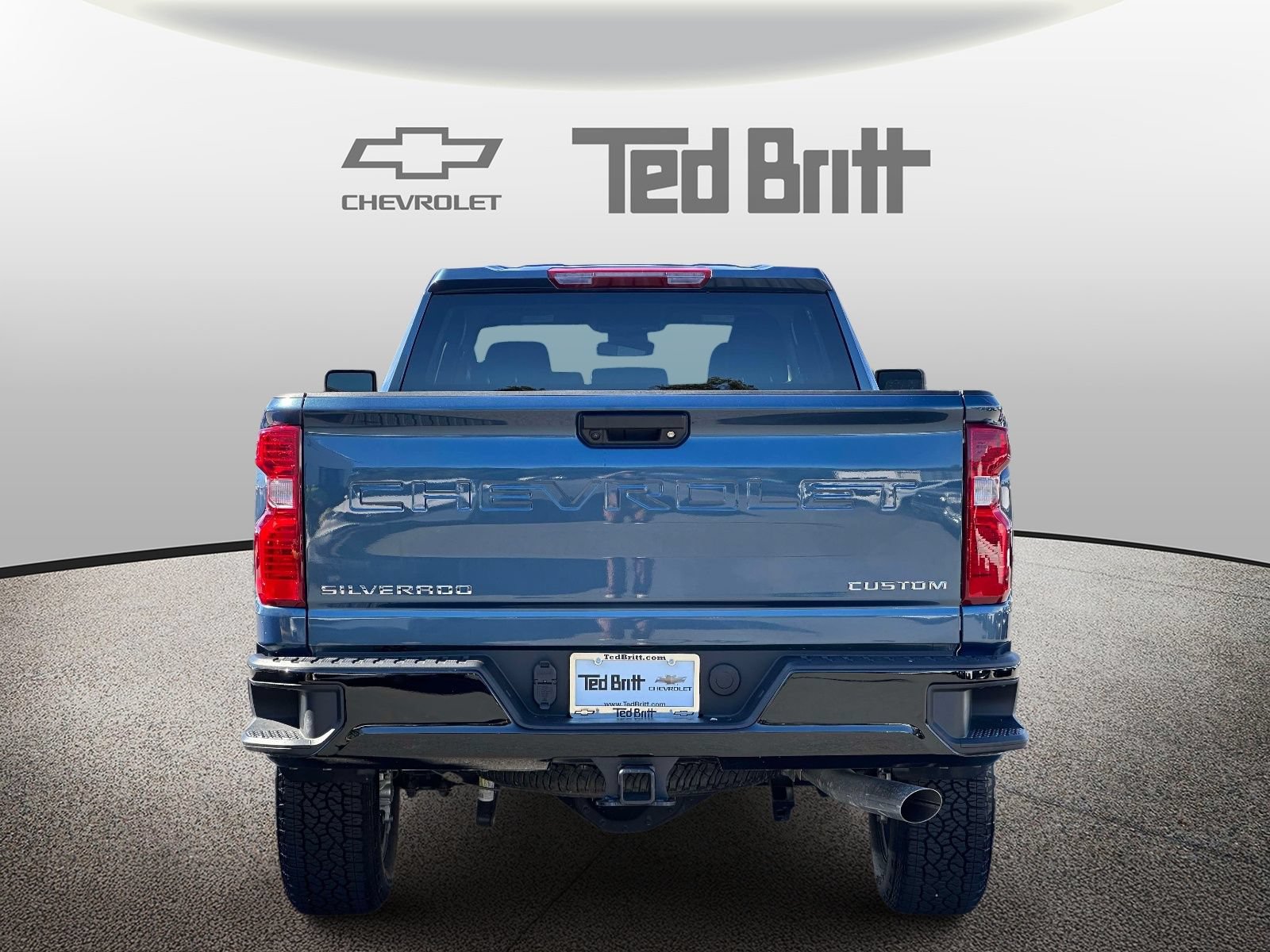 Used 2026 Chevrolet Silverado 2500 Custom AWD/4WD image 5