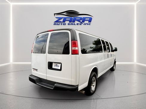 Used 2016 Chevrolet Express 3500 LT w/ LT Preferred Equipment Group RWD image 6