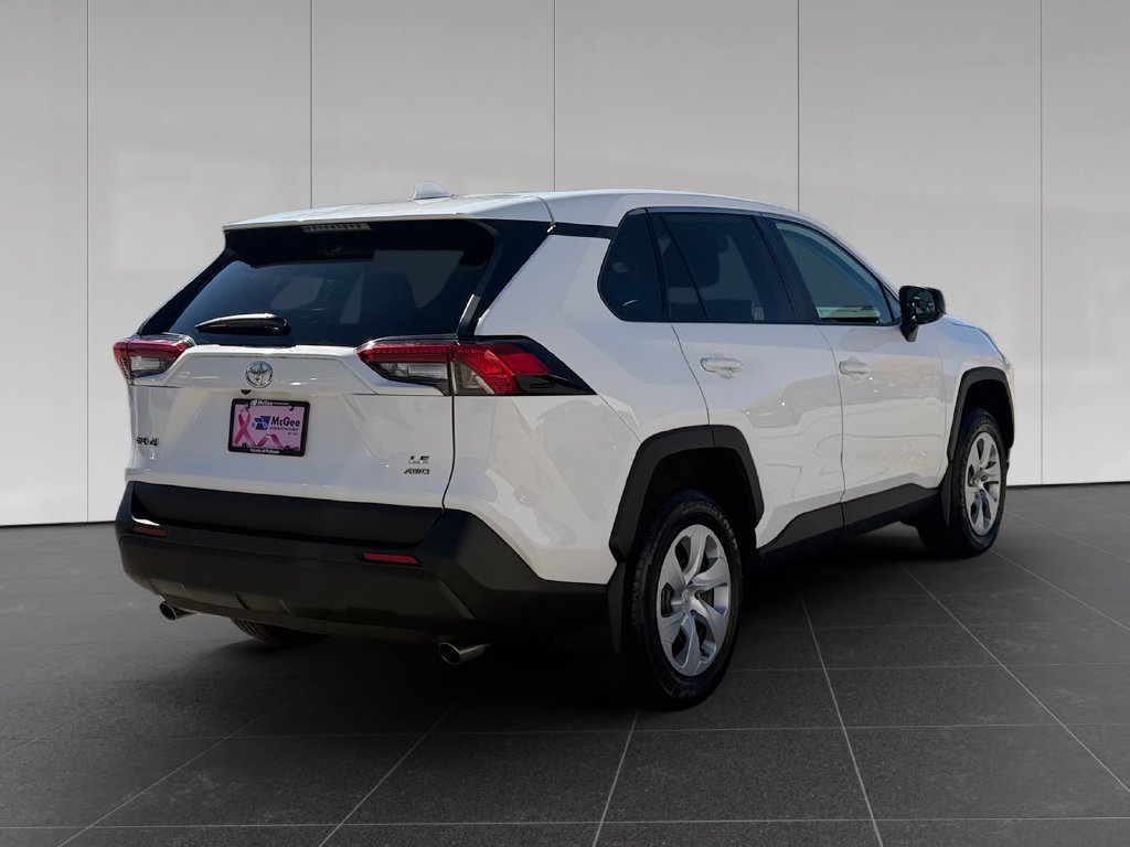 Used 2024 Toyota RAV4 LE AWD/4WD image 6