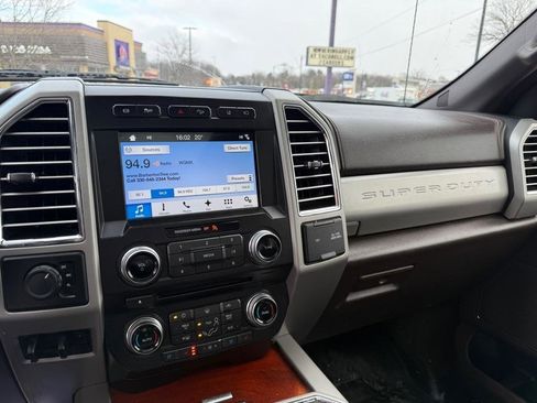 Used 2017 Ford F450 King Ranch w/ King Ranch Ultimate Package image 15