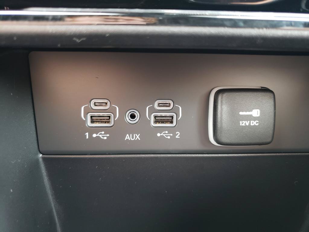 New 2026 Jeep Grand Cherokee Limited w/ Limited Altitude Package AWD/4WD image 22