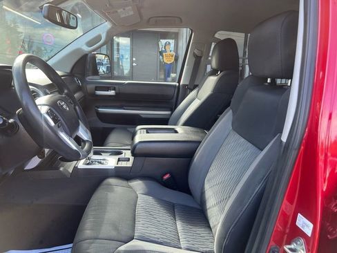 Used 2017 Toyota Tundra SR5 w/ SR5 Upgrade Package image 12