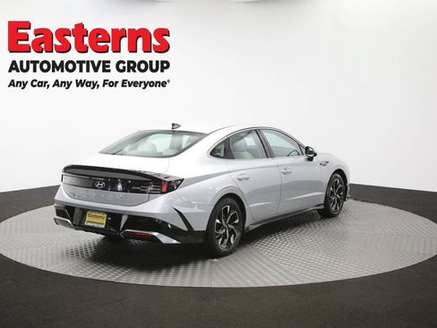Used 2025 Hyundai Sonata SEL FWD image 41