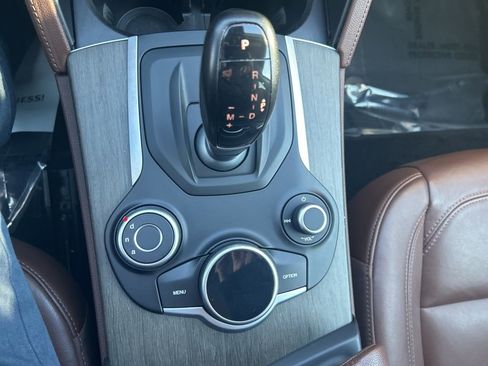 Used 2018 Alfa Romeo Stelvio Ti image 30