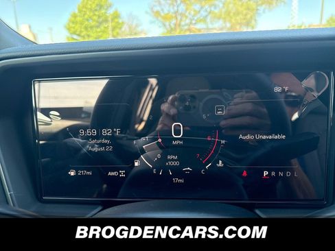 New 2027 GMC Terrain Elevation w/ Elevation Premium Package AWD/4WD image 9