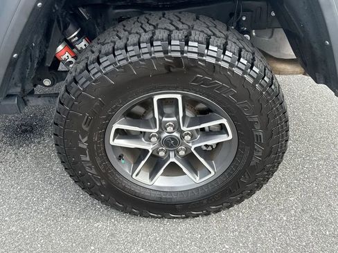 Used 2024 Jeep Gladiator Mojave w/ Technology Group image 24