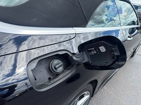 Used 2018 Mercedes-Benz C 300 4MATIC Cabriolet image 17