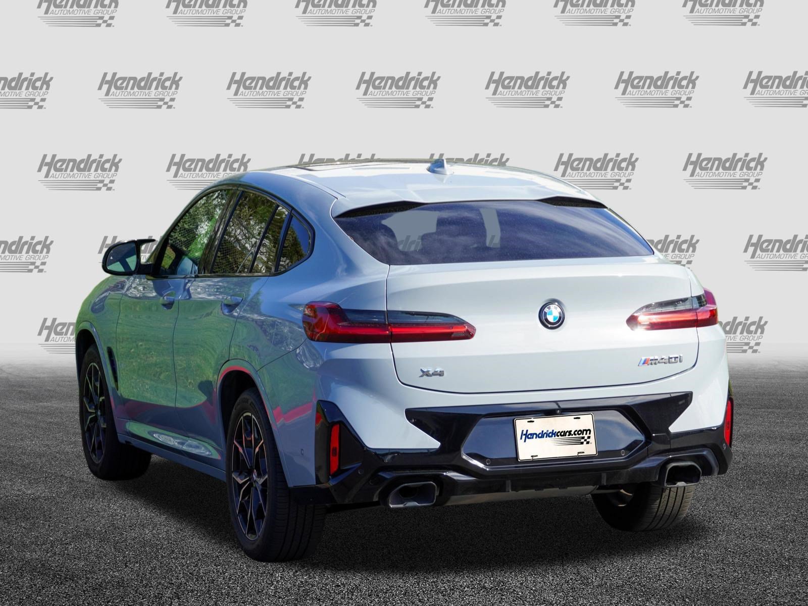 Certified 2025 BMW X4 M40i w/ Premium Package AWD/4WD image 6