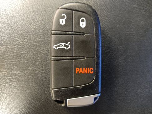 Used 2019 Chrysler 300 Touring w/ Sport Appearance Package image 32