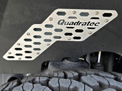 Used 2023 Jeep Wrangler Sport AWD/4WD image 11