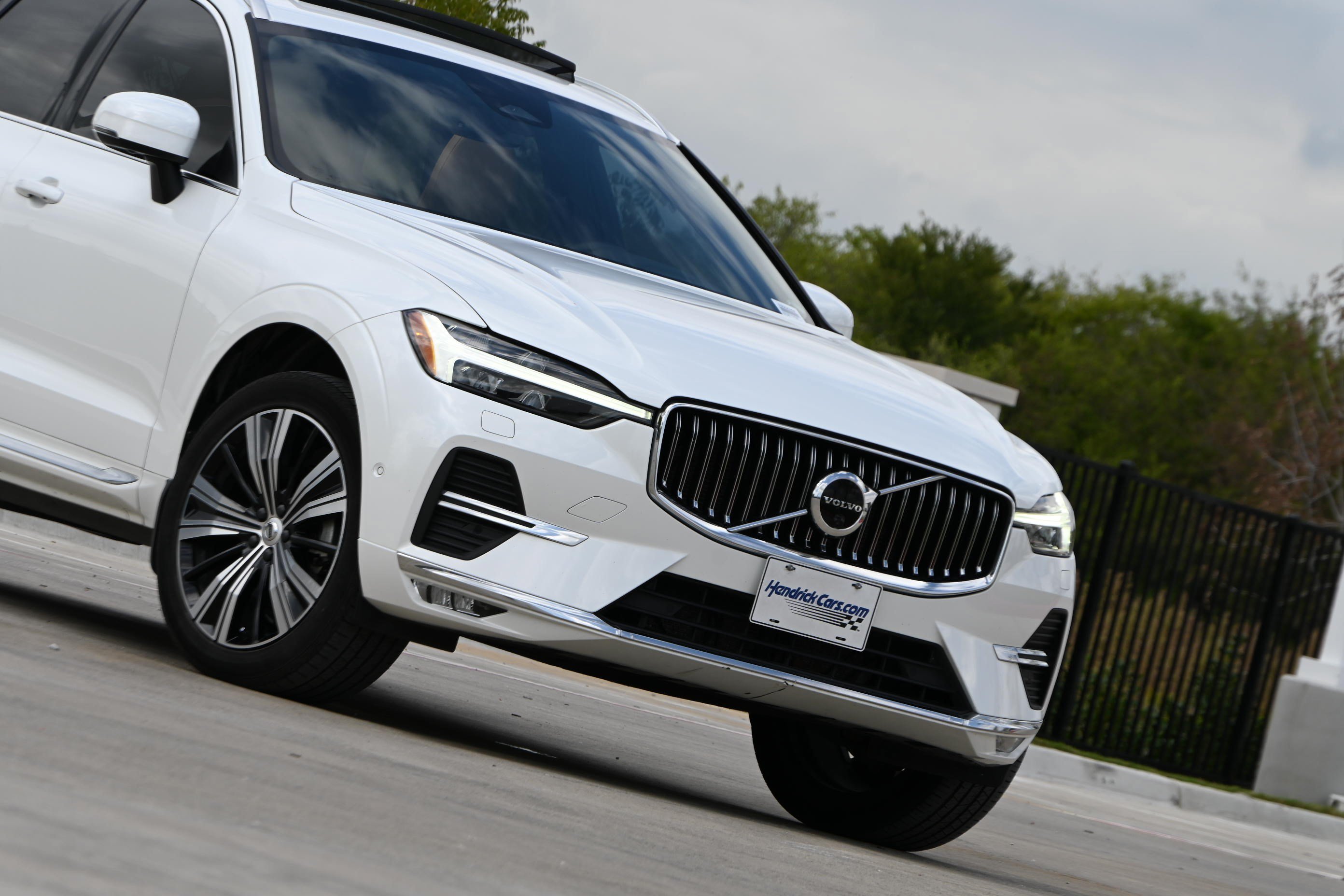 Used 2022 Volvo XC60 B5 Inscription w/ Advanced Package FWD image 37