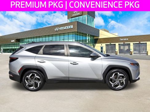 Used 2022 Hyundai Tucson SEL w/ Convenience + Premium Package image 4