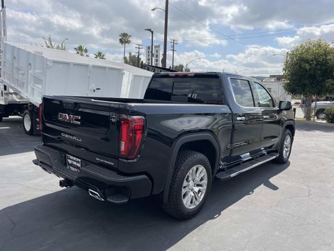 New 2026 GMC Sierra 1500 Denali w/ Technology Package AWD/4WD image 5
