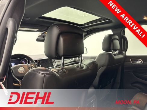 Certified 2021 Jeep Grand Cherokee Laredo X image 16