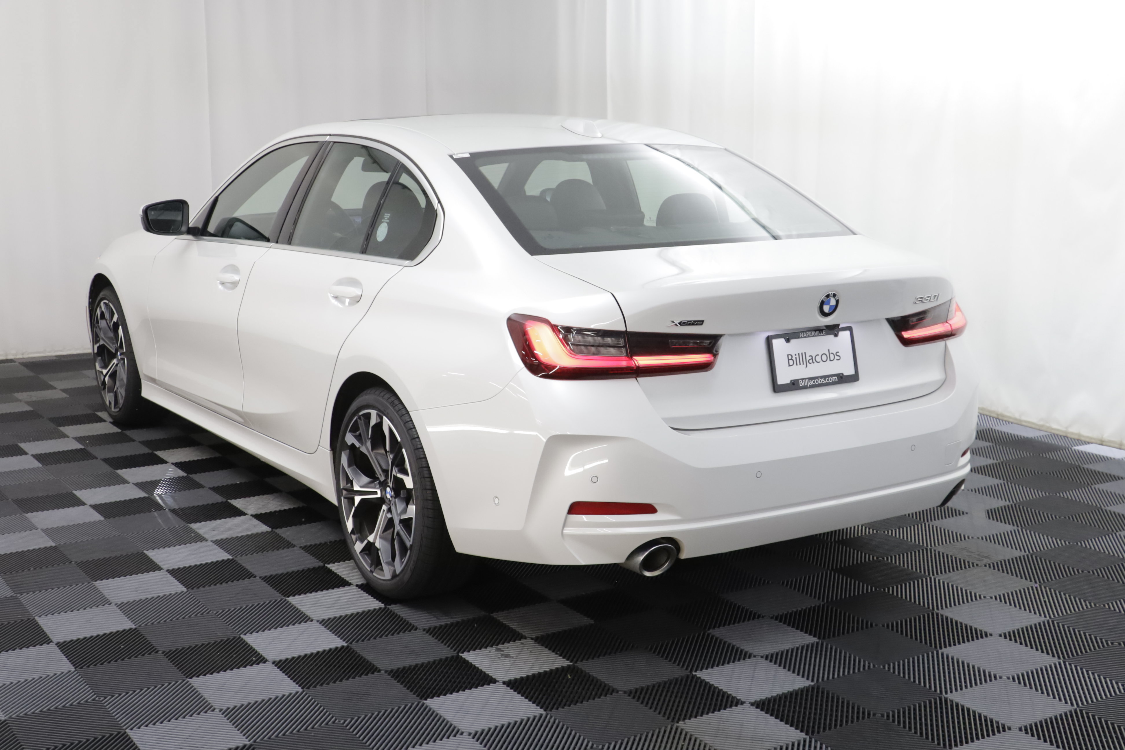Used 2026 BMW 330i xDrive Sedan AWD/4WD image 20