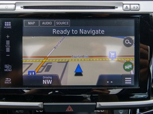 Used 2017 Honda Accord Touring image 28