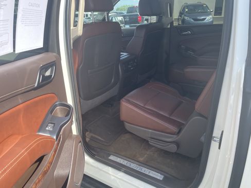 Used 2015 Chevrolet Suburban LTZ AWD/4WD image 29