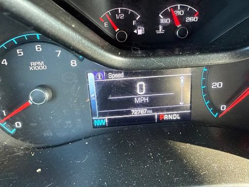 Used 2018 Chevrolet Colorado LT AWD/4WD image 9