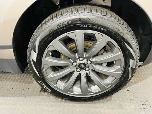 Used 2020 Land Rover Range Rover Velar S AWD/4WD image 9