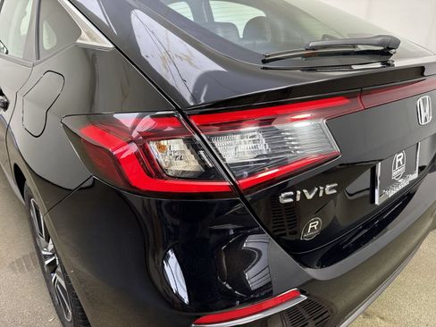 Used 2024 Honda Civic EX-L image 30