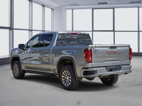 Used 2023 GMC Sierra 1500 AT4 w/ AT4 Premium Package AWD/4WD image 5
