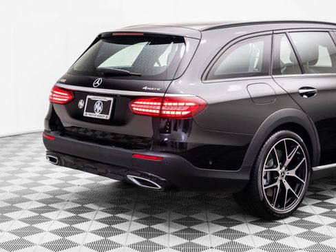 Certified 2023 Mercedes-Benz E 450 4MATIC All-Terrain Wagon w/ Premium Package image 40