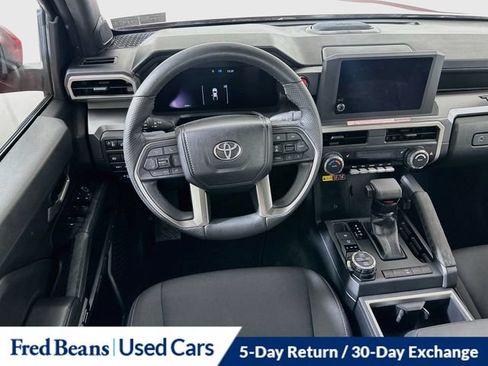 Used 2025 Toyota Tacoma TRD Off-Road w/ TRD Off Road Upgrade Package AWD/4WD image 29