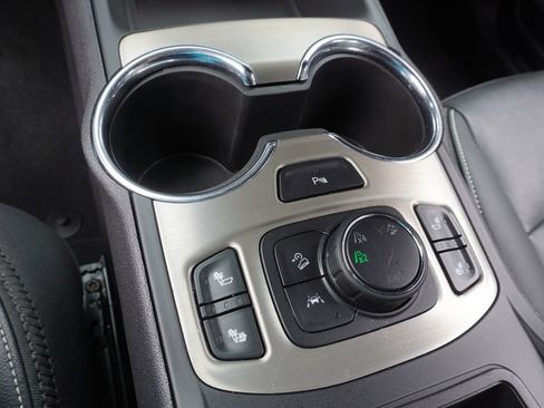 Certified 2023 GMC Terrain Denali AWD/4WD image 18