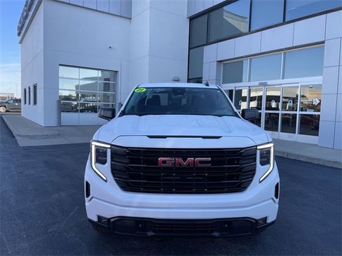 Used 2023 GMC Sierra 1500 Elevation image 8