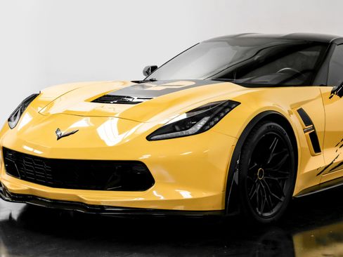 Used 2017 Chevrolet Corvette Grand Sport image 7