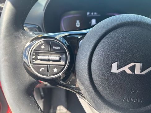 Used 2023 Kia Soul EX FWD image 14